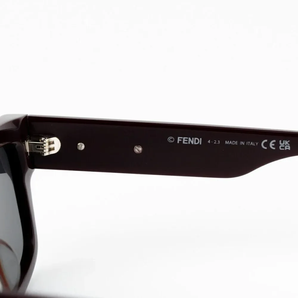 NEW Fendi FE40091U FENDIGRAPHY 69A Bordeaux Grey Unisex Square Sunglasses